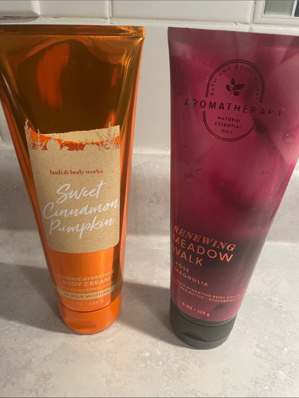 Bath & Body Works Sweet Cinnamon Pumpkin & Aromatherapy Renewing Meadow Walk